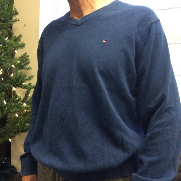 Men’s Tommy Hilfiger long sleeve v-neck sweater - Picture 1 of 9